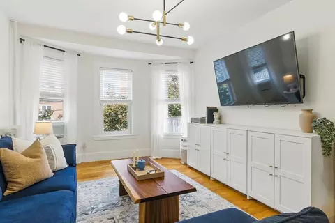 5 Pearl Ave #2, Winthrop, MA 02152