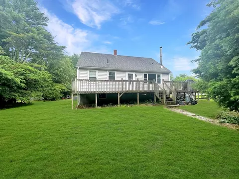 1185 American Legion, Westport, MA 02790