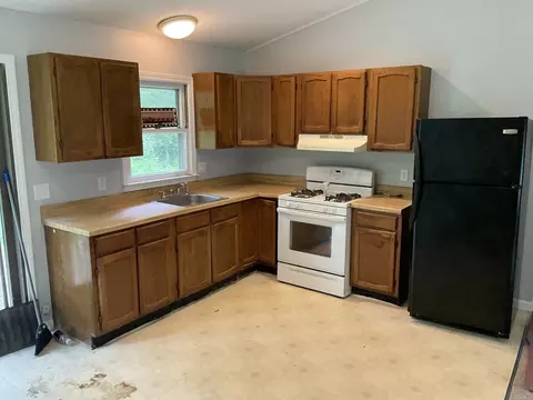 31 Main St, Mashpee, MA 02649 photo 4