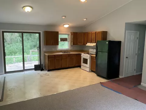 31 Main St, Mashpee, MA 02649 photo 2