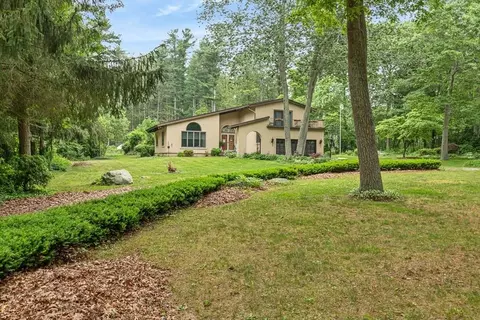 2 Orchard St, Berkley, MA 02779