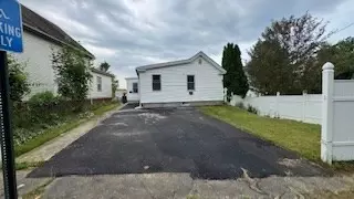 15 York St, Haverhill, MA 01830