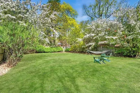 36 Blake Rd, Brookline, MA 02445 photo 3