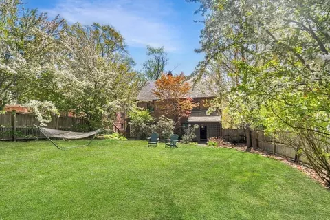 36 Blake Rd, Brookline, MA 02445 photo 6