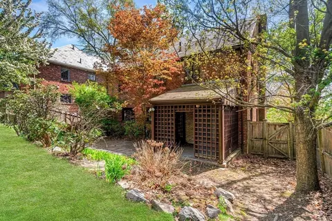 36 Blake Rd, Brookline, MA 02445 photo 32