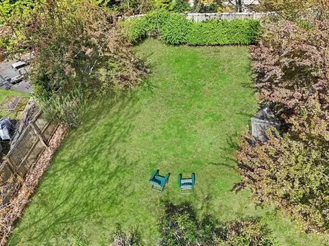 36 Blake Rd, Brookline, MA 02445 photo 8