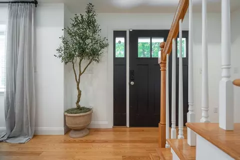 16 Border Rd, Reading, MA 01867 photo 4