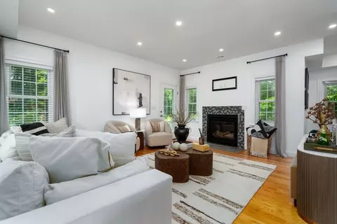 16 Border Rd, Reading, MA 01867 photo 7