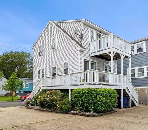 116 Broadsound Ave, Revere, MA 02151
