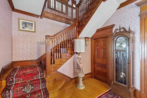 38 Pleasant St, Everett, MA 02149 photo 18