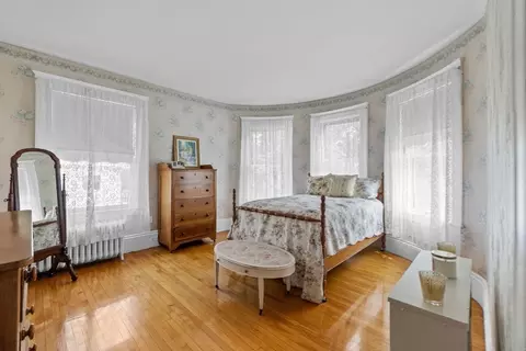 38 Pleasant St, Everett, MA 02149 photo 24