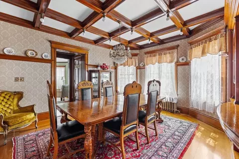 38 Pleasant St, Everett, MA 02149 photo 11