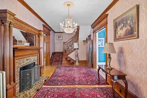 38 Pleasant St, Everett, MA 02149 photo 17