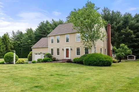 4 Jamie Ln, Hopkinton, MA 01748
