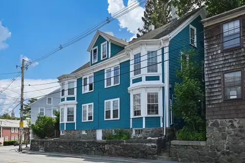 148-150 Pleasant St #2, Marblehead, MA 01945