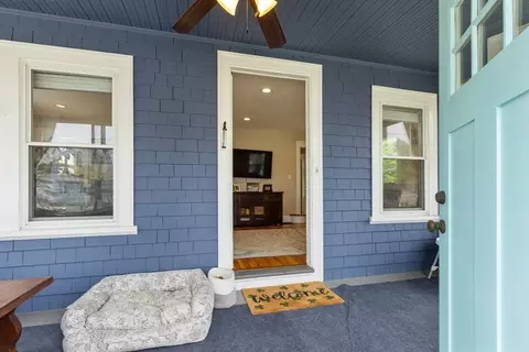 Exterior - 52 Kalmar St, Worcester, MA 01606 photo 6 of 10