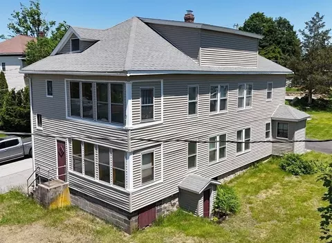 5 Hall St, Webster, MA 01570 photo 8