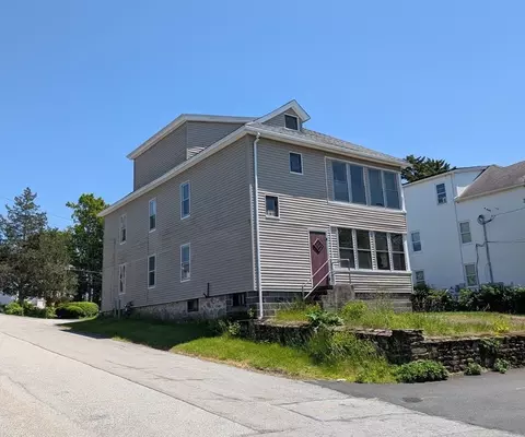5 Hall St, Webster, MA 01570 photo 2