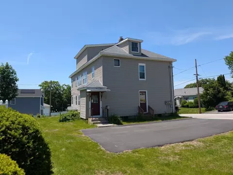 5 Hall St, Webster, MA 01570 photo 5