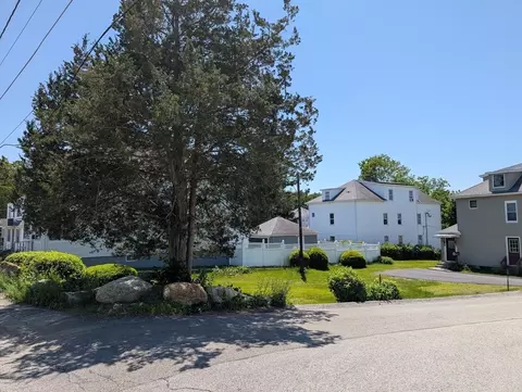 5 Hall St, Webster, MA 01570 photo 13