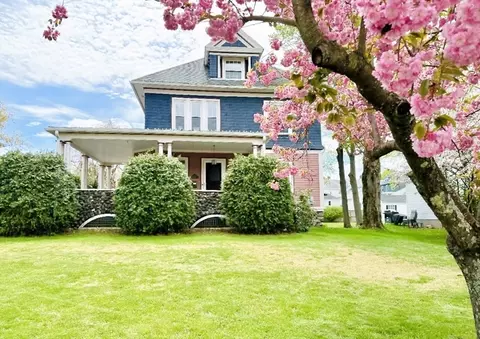 253 Water St, Clinton, MA 01510