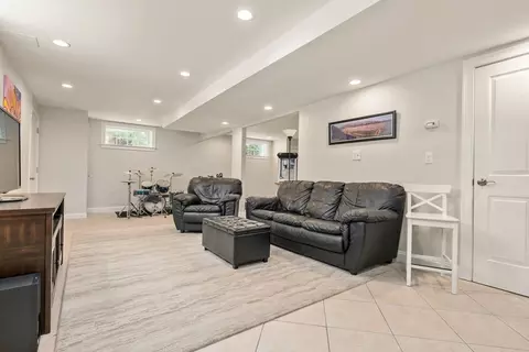 16 Winfield St, Needham, MA 02492 photo 34