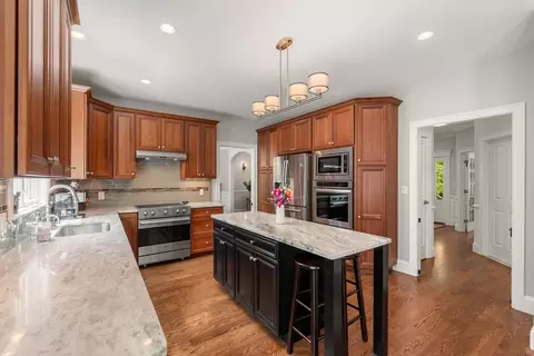 16 Winfield St, Needham, MA 02492 photo 9