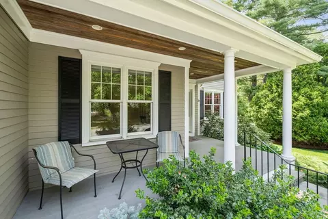 16 Winfield St, Needham, MA 02492 photo 3