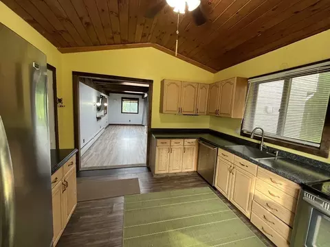 56 Shore Dr, Upton, MA 01568 photo 8