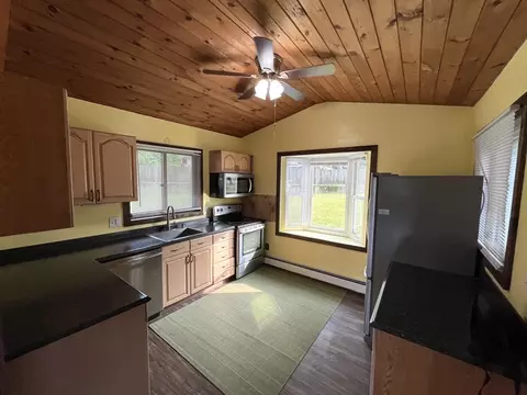 56 Shore Dr, Upton, MA 01568 photo 6