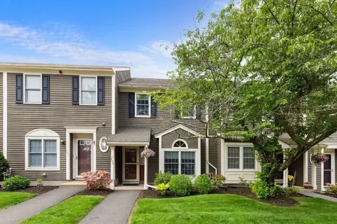 19 Garden St #406, Danvers, MA 01923