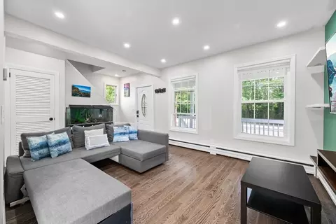 149 Hope Ave, Worcester, MA 01603 photo 3