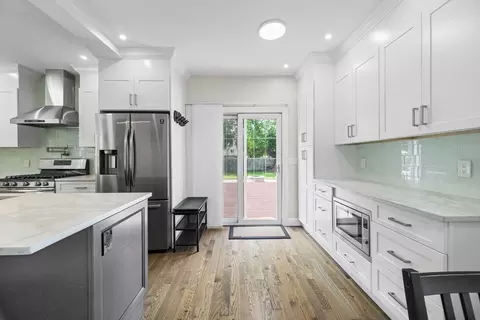 149 Hope Ave, Worcester, MA 01603 photo 8