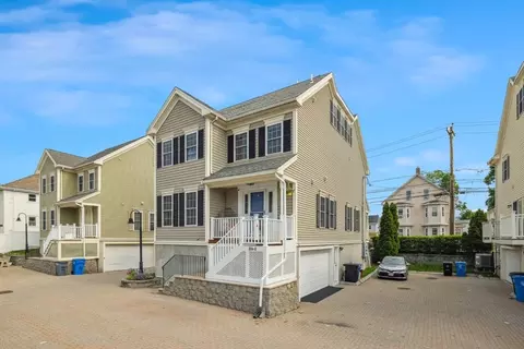 224 Grove St #2, Waltham, MA 02453