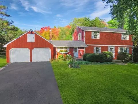 7 Mercury Cir, Andover, MA 01810