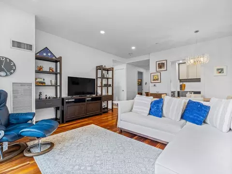 500 Atlantic Ave #16R, Boston, MA 02210