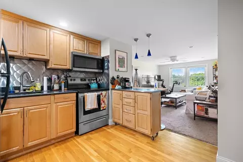 2 Mcdewell #14, Danvers, MA 01923 photo 4