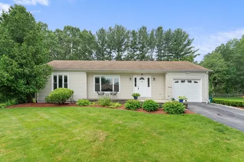 8 Diane Dr, Billerica, MA 01821