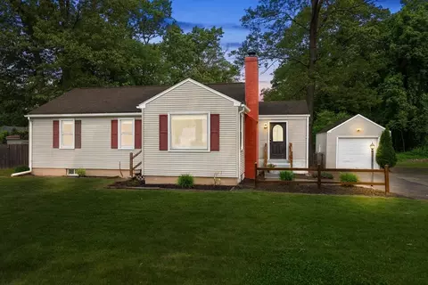 280 North St, Agawam, MA 01030