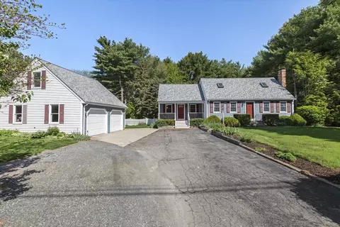 92 Newcomb St, Norton, MA 02766