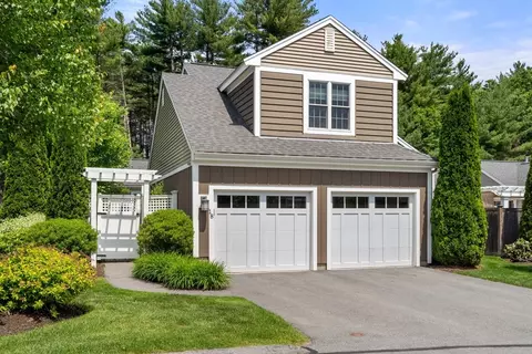 40 Tall Pine Dr #18, Sudbury, MA 01776