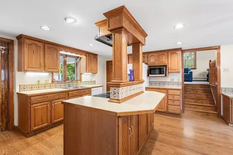 5 Bow St, North Reading, MA 01864 photo 12