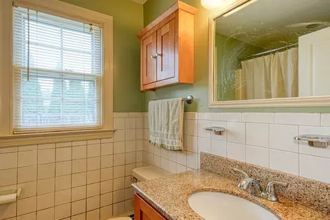 19 Winter St, Framingham, MA 01702 photo 15