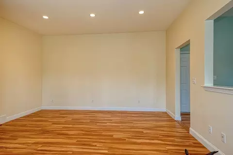 19 Winter St, Framingham, MA 01702 photo 11