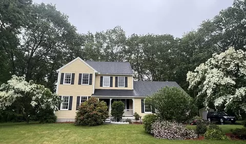 30 Lawrence Dr, Franklin, MA 02038