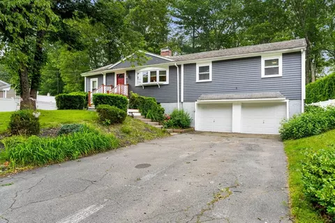 3 Jean Rd, Walpole, MA 02081