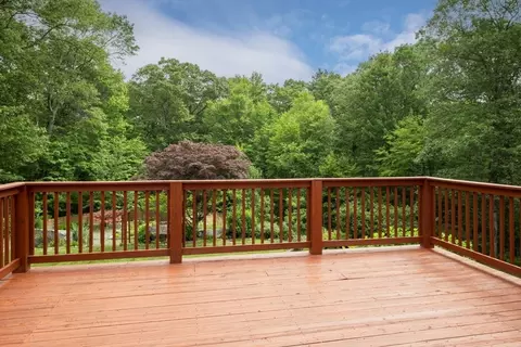 29 Miscoe Rd, Mendon, MA 01756 photo 26