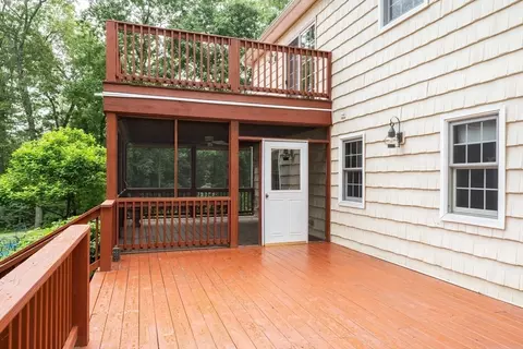 29 Miscoe Rd, Mendon, MA 01756 photo 25