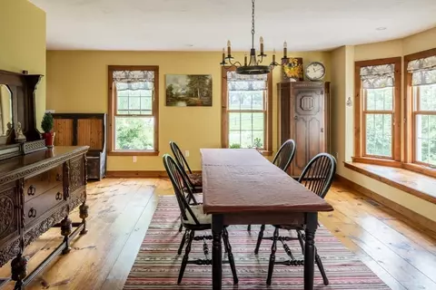 29 Miscoe Rd, Mendon, MA 01756 photo 12