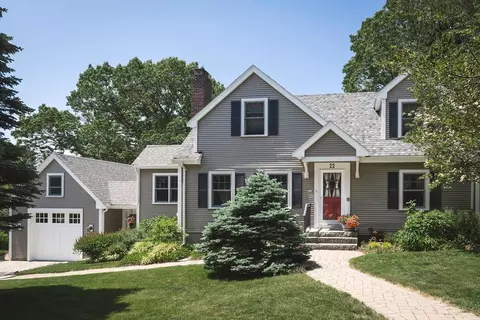 22 Farley Ave, Ipswich, MA 01938